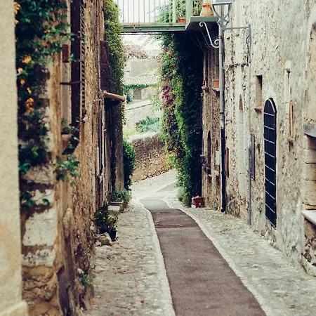Holiday Via Diano Calderina * Imperia